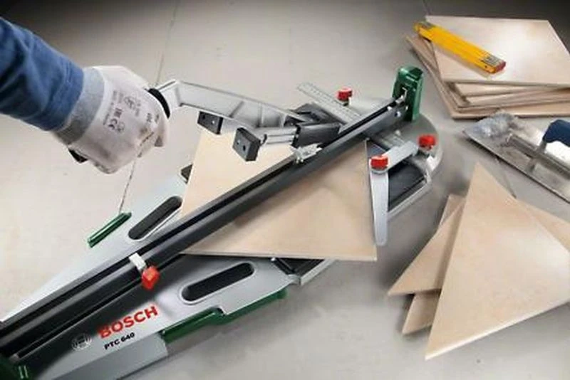 BOSCH PTC 640 Couteau A Carrelage 0603B04400 4 BOSCH PTC 640 Couteau A Carrelage 0603B04400 – Image 2