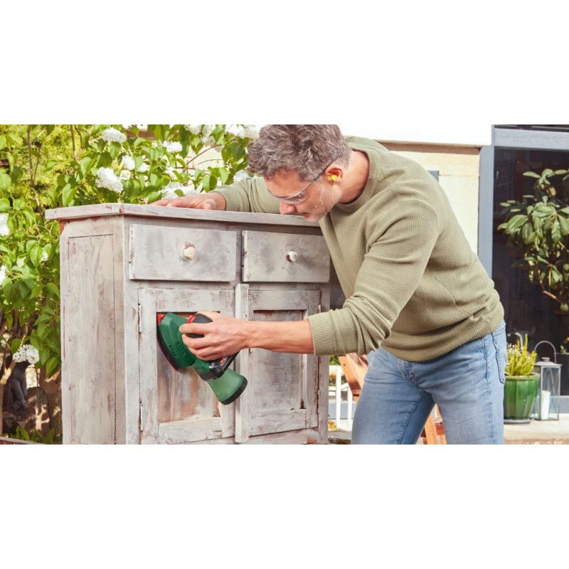 BOSCH UniversalSander 18V-10 Ponceuse Mutli Sans Fil 06033E3100 7 BOSCH UniversalSander 18V-10 Ponceuse Mutli Sans Fil 06033E3100 – Image 5