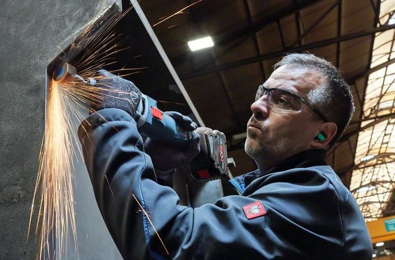 BOSCH GGS 18V-23 LC Meuleuse Droite Sans-fil 0601229100 4 BOSCH GGS 18V-23 LC Meuleuse Droite Sans-fil 0601229100 – Image 2