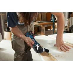 BOSCH GOP 18V-28 Découpeur-ponceur Sans-fil 06018B6002 -NMSLOUTIL shop bosch 06018B6002 3 800x800 1