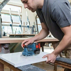 BOSCH GSS 18V-10 Ponceuse Vibrante Sans-fil 06019D0200 -NMSLOUTIL shop bosch gss 18 v 10 06019D0200 1 800x800 1