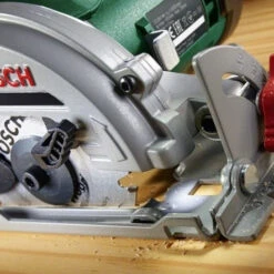 BOSCH UniversalCirc 12 Scie Circulaire, Sans Batterie Ni Chargeur 06033C7003 7 BOSCH UniversalCirc 12 Scie Circulaire, Sans Batterie Ni Chargeur 06033C7003 -NMSLOUTIL shop bosch pila 06033C7003 0 800x800 1