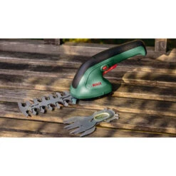 BOSCH EasyShear Set Sculpte-haies Et Taille-herbes Sans Fil 0600833303 9 BOSCH EasyShear Set Sculpte-haies Et Taille-herbes Sans Fil 0600833303 -NMSLOUTIL shop bosch 0600833303 2 800x800 1