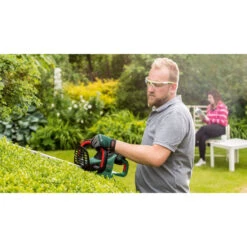 BOSCH UniversalHedgeCut 50 Taille-haies 06008C0501 -NMSLOUTIL shop bosch 06008C0501 0 800x800 1