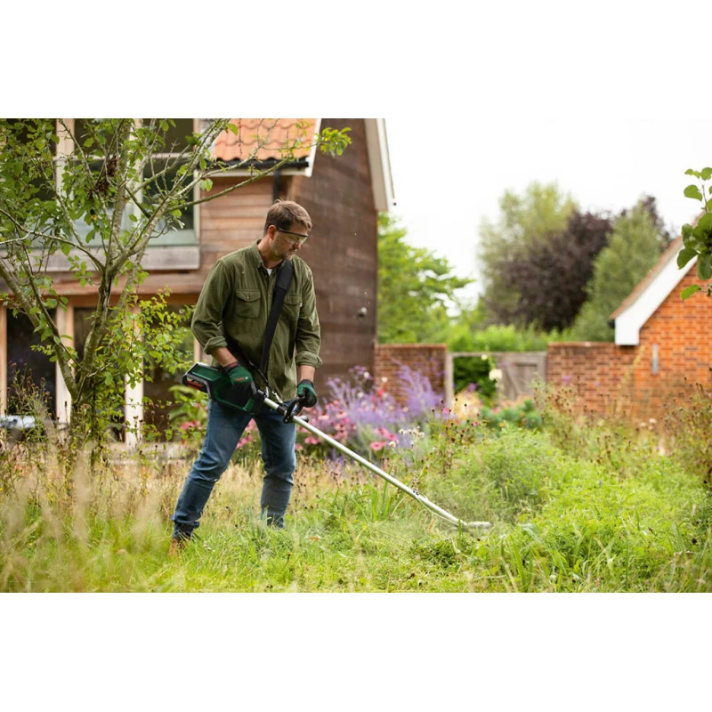 BOSCH AdvancedGrassCut 36V-33 Taille-herbes Sans Fil 06008C1K01 6 BOSCH AdvancedGrassCut 36V-33 Taille-herbes Sans Fil 06008C1K01 – Image 4