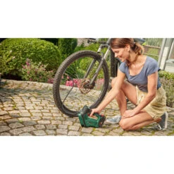 BOSCH Universal Pump 18V Pompe Pneumatique Sans-fil 0603947100 22 BOSCH Universal Pump 18V Pompe Pneumatique Sans-fil 0603947100 -NMSLOUTIL shop bosch 0603947100 2 800x800 1